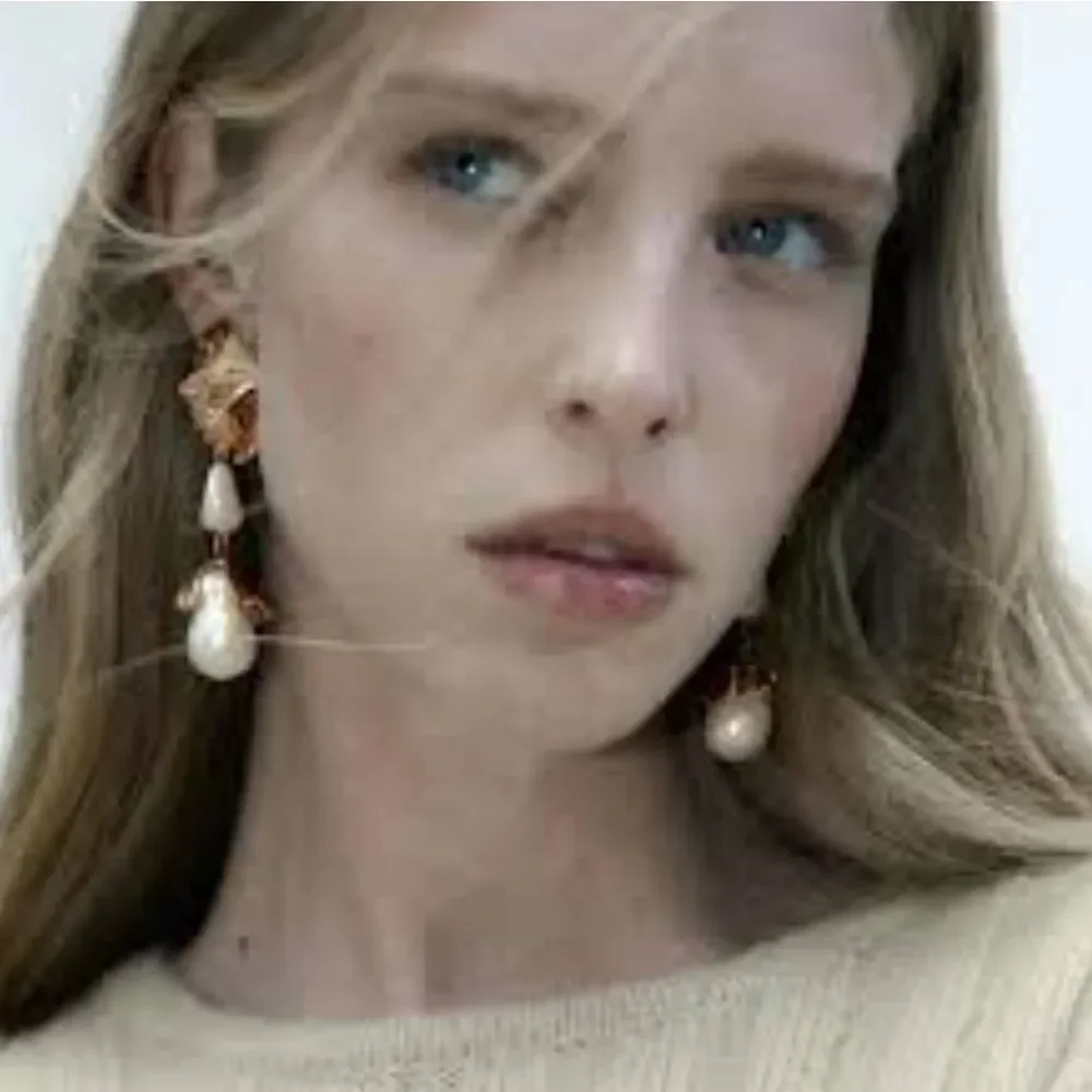 ZARA Ginko Leaf Baroque Pearl Drop Earrings | NWOT